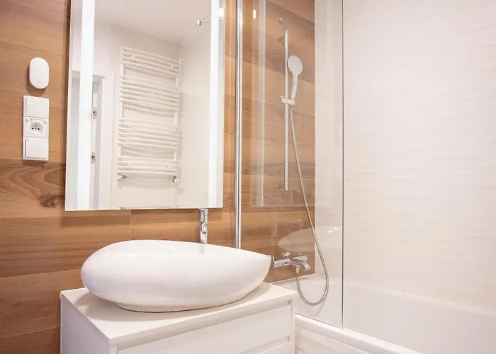 Pomorska 8 Apartment *