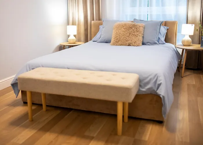 Apartment Pomorska 8 *